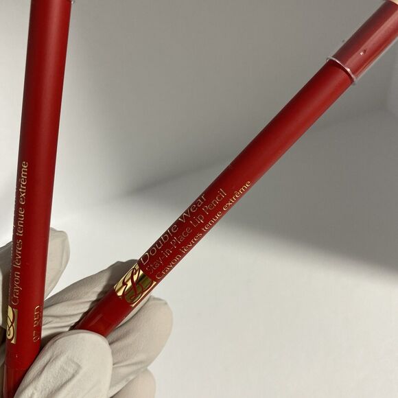 2 Estee Lauder 07 RED Double Wear Stay In Place Lip Pencil, Full Size - Picture 2 of 4
